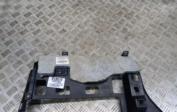 Tesla Model S Other sill/pillar trim element