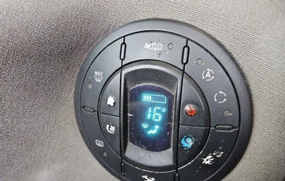 Renault Espace IV Climate control/heater control trim 8200028447A IMPRK1379494