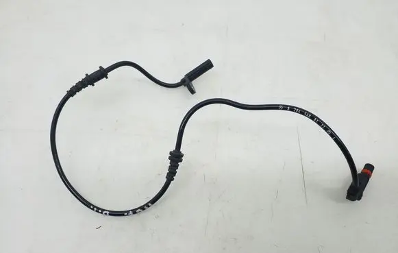 Mercedes-Benz C W204 ABS brake wheel speed sensor A2045400117