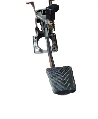 Hyundai Santa Fe Brake pedal 938103K000