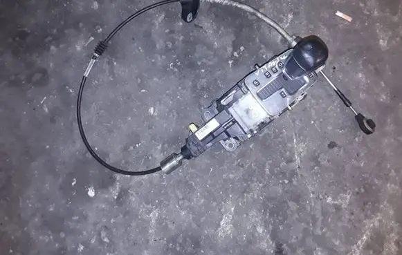 Volvo S80 Gear shifter/selector 30759122