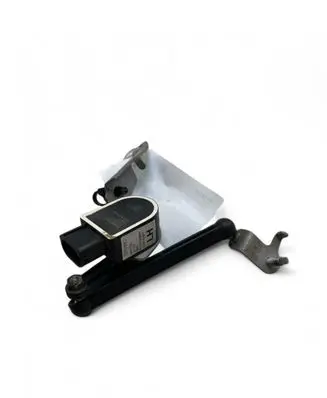 Volvo XC40 Rear air suspension level height sensor 32221477