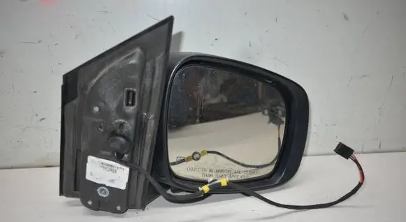 Dodge Grand Caravan Front door electric wing mirror