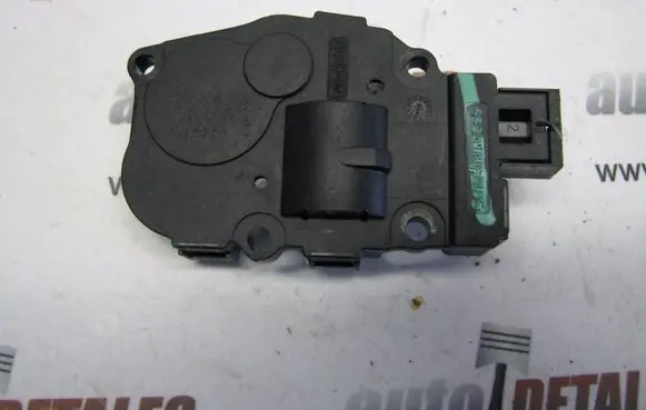 Mercedes-Benz GL X164 Air flap motor/actuator 929888G