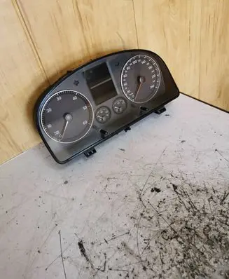 Volkswagen Touran I Speedometer (instrument cluster) A2C53023102 A2C53025660 0682