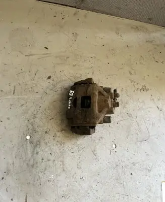 Toyota Yaris Front brake caliper