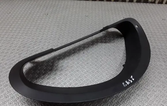 Mercedes-Benz E W211 Dashboard trim A2116890439