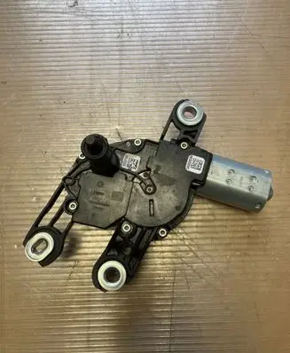 Seat Leon (5F) Rear window wiper motor 5F9955711 W000040366 56179307