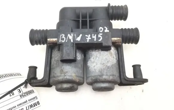 BMW 7 E65 E66 Coolant heater control valve 6908294