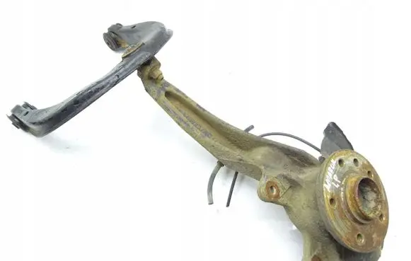 Volkswagen Amarok Front wheel hub spindle knuckle