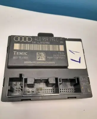 Audi Q7 4L Door control unit/module 4L0959794C 4L0910795C 0033TFJ0001