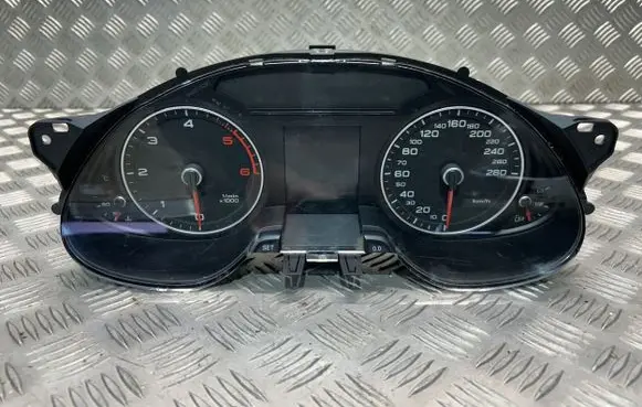 Audi A4 S4 B8 8K Speedometer (instrument cluster) 8K0920932