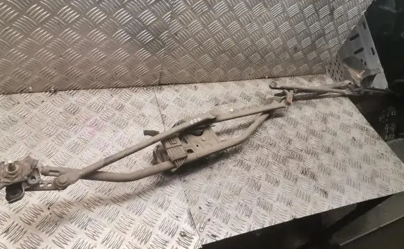 Honda Accord Front wiper linkage and motor 404496