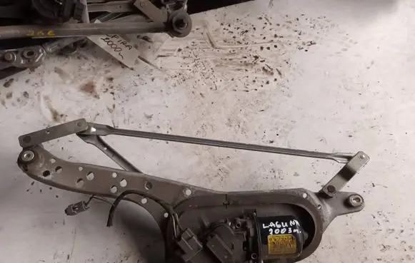 Renault Laguna II Front wiper linkage 