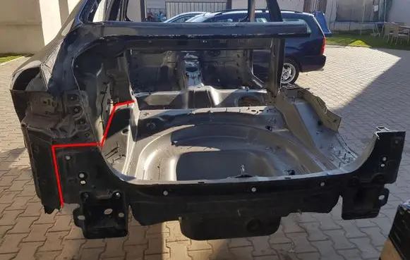 Jaguar XE Trunk bottom trim panel 