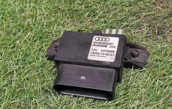 Audi Q5 SQ5 Fuel injection pump control unit/module 8K0906093C