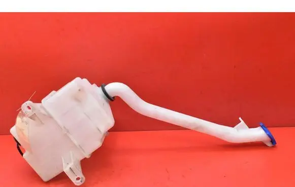 Hyundai Genesis Windshield washer fluid reservoir/tank 986102M000