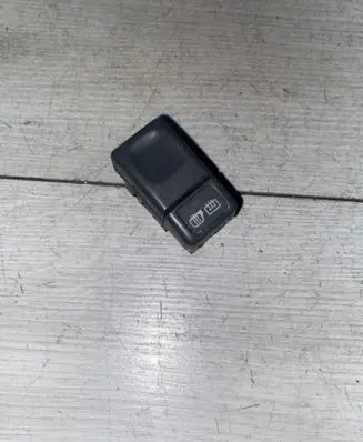 Volvo S70 V70 V70 XC Windscreen/window heater switch 9162952 97W03K