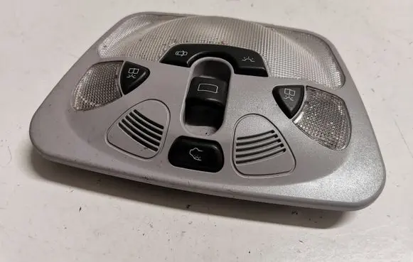 Mercedes-Benz C W203 Front seat light