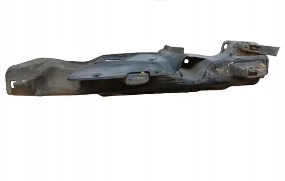 Renault Megane I Fender mounting bracket 8200381902