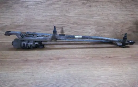 Ford Focus Front wiper linkage and motor 4M5117504AC 290508 3397020850
