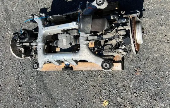 BMW 5 F10 F11 Rear axle beam 