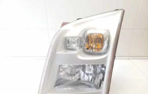 Ford Transit Headlight/headlamp 6C1113W030DC
