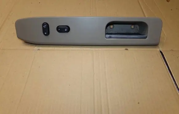 Ford Freestar Quarter vent window switch 