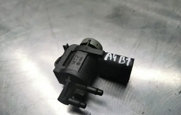 Audi A4 S4 B7 8E 8H Turbo solenoid valve 1K0906283A