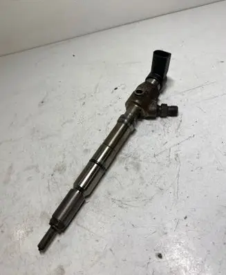 Volkswagen Golf VI Fuel injector 03L130277B
