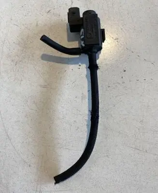 BMW 5 E60 E61 Turbo solenoid valve 2234100