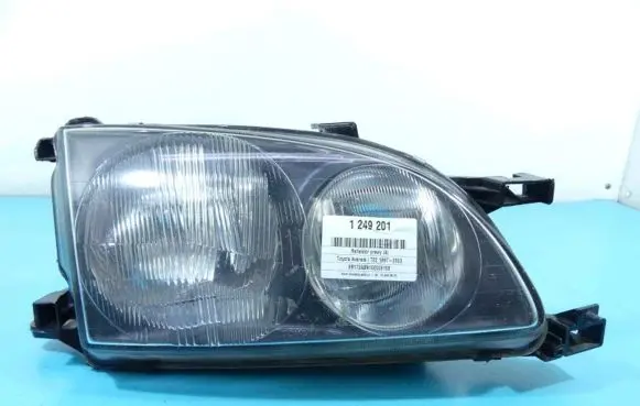Toyota Avensis T220 Headlight/headlamp IMPRK1249201
