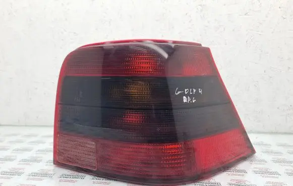 Volkswagen Golf IV Rear/tail lights 1J6945112S
