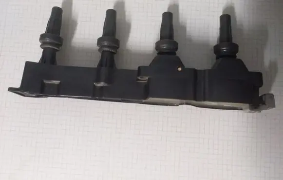 Peugeot 307 High voltage ignition coil 2526182B