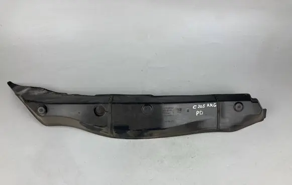 Mercedes-Benz C AMG W205 Fender end trim A2058890025