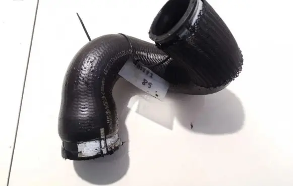 Citroen C5 Intercooler hose/pipe 4402047as