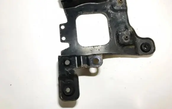 Ford Focus Battery bracket 3m51r6k034af 3m51-r6k034af
