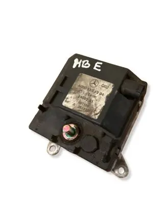 Mercedes-Benz E W211 Coolant heater A0001591904 2400201 05T164