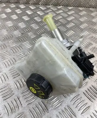 Audi A5 Master brake cylinder 8W0611301