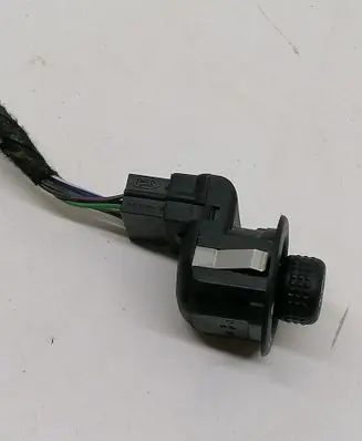 Wing mirror switch