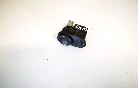 Opel Zafira A Wing mirror switch 09226861