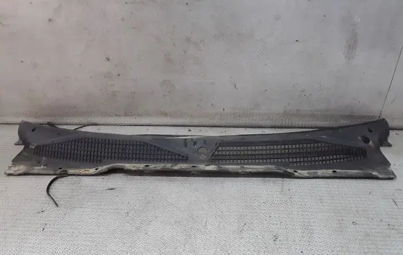 Ford Maverick Wiper trim