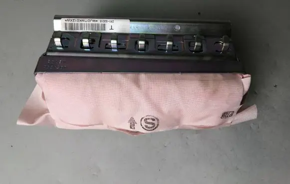 Subaru Impreza III Passenger airbag