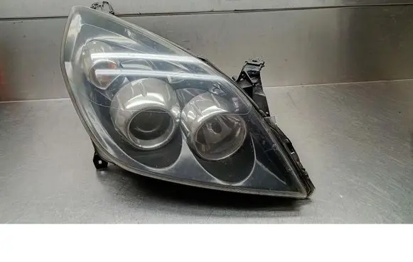 Opel Vectra C Front reflector 13170920