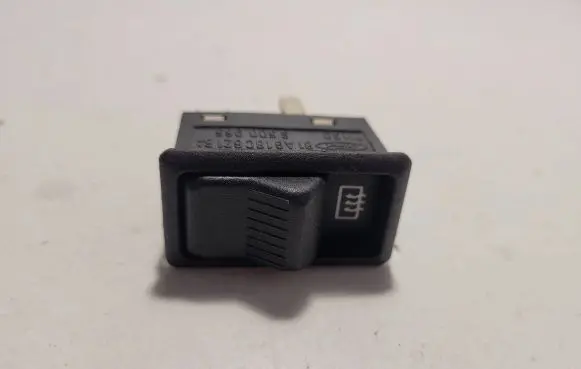 Ford Escort Windscreen/window heater switch 81AG18C621BA S500965 71130