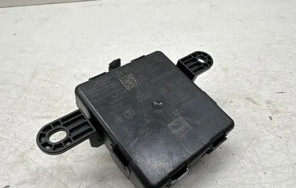 Skoda Octavia Mk4 Keyless (KESSY) go control unit/module 5WA959436P