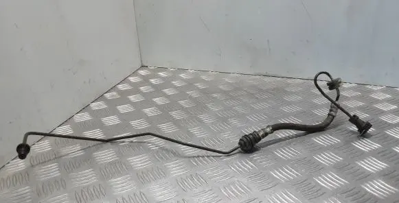 Volvo V40 Clutch pipe/line 31437858