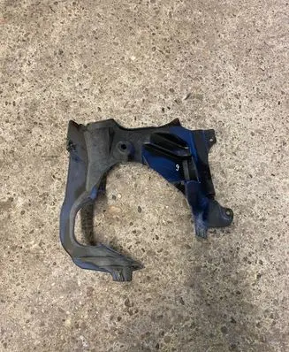 BMW 5 F10 F11 Other engine bay part 7228685 74850610