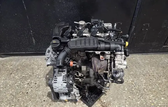 Peugeot 5008 II Engine HN02