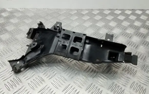 Other engine bay part